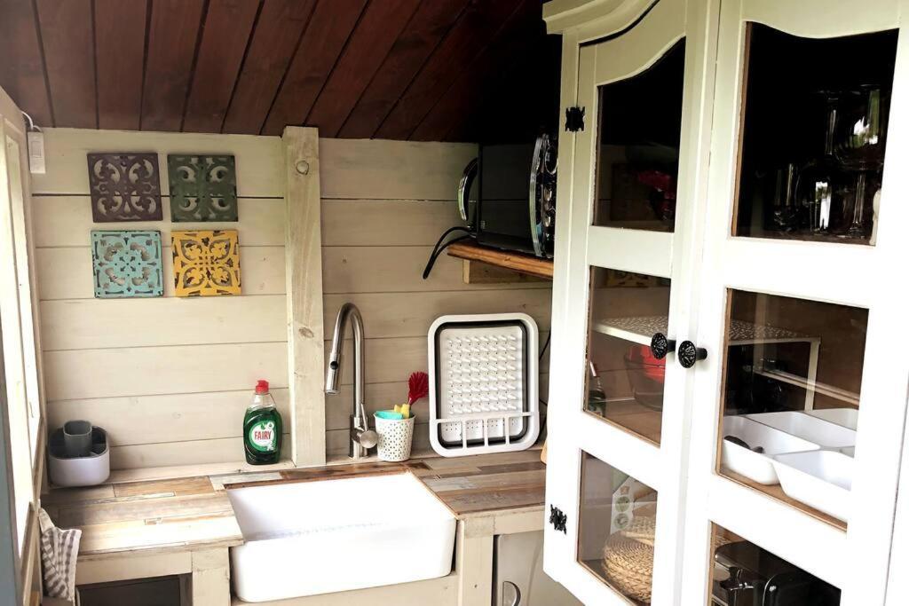 Appartement Unique Tiny House Near 3 Peaks - The Zedshed à Bentham Extérieur photo